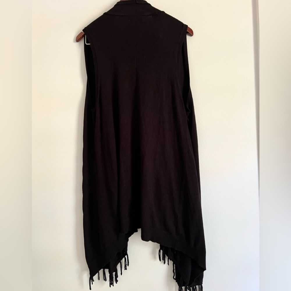 Josefh A. Woman’s Black Vest.